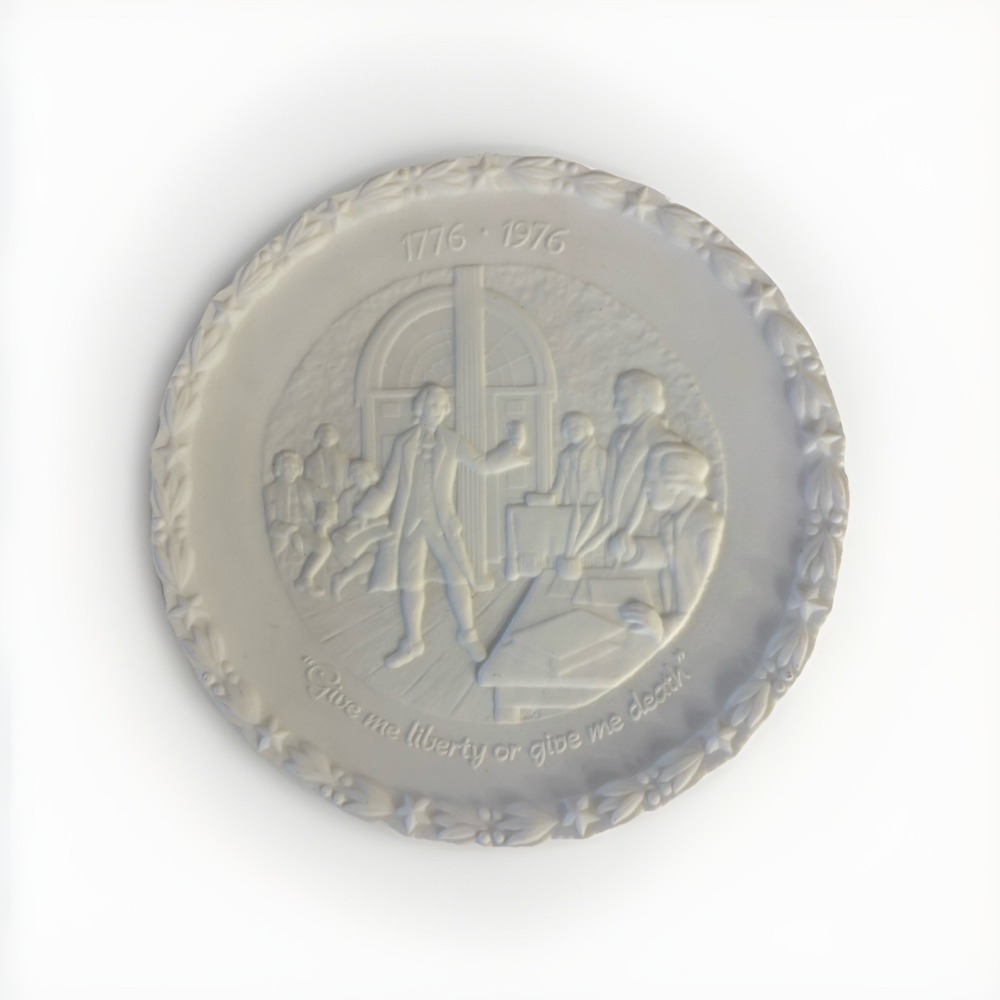 Vtg Fenton 'Give Me Liberty or Give Me Death' Bicentennial Plate -1 Of 4 - 1973